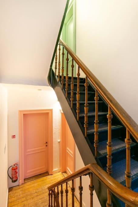 Pink Fairytale-Like Apartment Αμβέρσα Εξωτερικό φωτογραφία